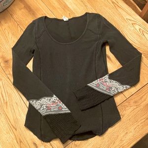 Free People textured long sleeve top size medium